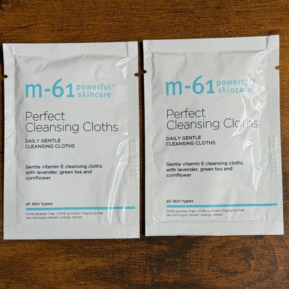 M-61 Powerful Skincare Sample Bundle PowerGlow Peel + Hydraboost Pads + Bag NEW - Picture 5 of 12